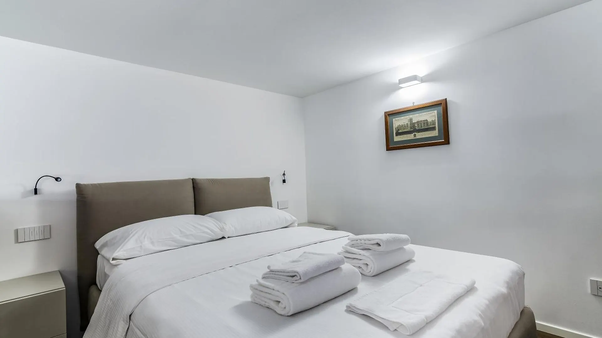 Luxury Duplex Corso Magenta Milano 4Pax-Wifi-Tasso Lägenhet